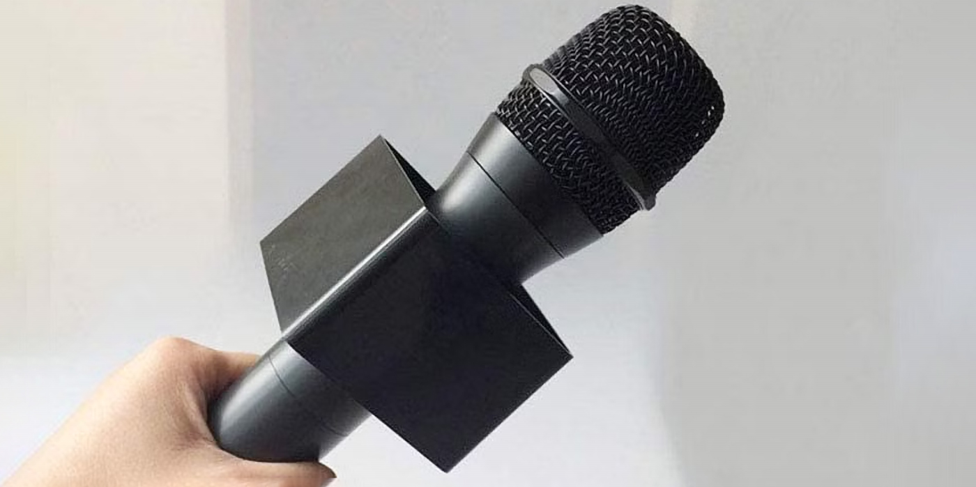микрофон с кубиком