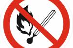 Знак 'Запрещается пользоваться открытым огнем' (ГОСТ Р 12.4.026-2001) 200х200 мм P02